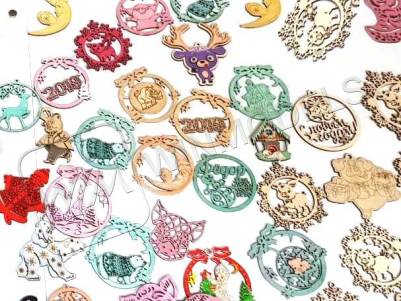 Новогодние игрушки в ассортименте, 1 шт