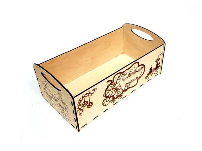 Ящик с гравировкой для новогодних подарков